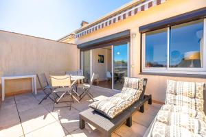 Le Holidays l Terrasse et vue mer l Shellter-Rentals
