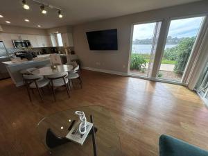 Marina del Rey Waterfront Retreat Pool Gym Patio