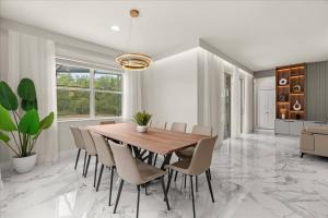 5 BD 5 BA Sonoma Resort 2677 CA