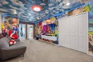 5 BD 4.5 BA Windsor Cay 16061 BW