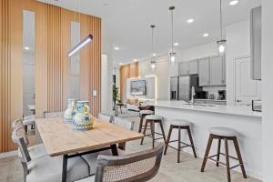 5 Bedrooms5 Bathrooms Paradiso Grande 10473 ET