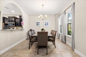 6 Bedrooms 5.5 Bathrooms Solterra 5278WW