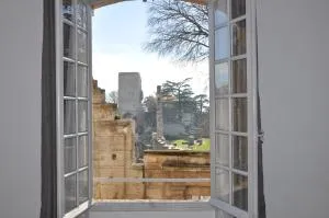 Holiday in Arles -Appartement du Théâtre Antique - آرل