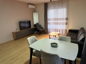 City Nest Podgorica with Free Parking
