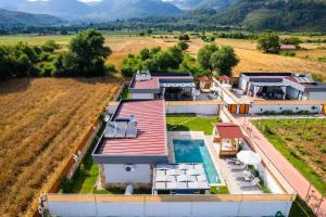 Fethiye Yeşil Üzümlü de Müstakil Havuzlu Jakuzili Villa