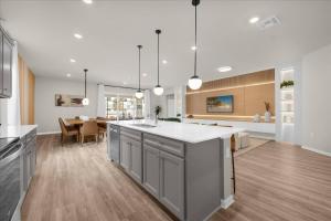 8 Bd 6 Ba Windsor Cay 16256 Sm