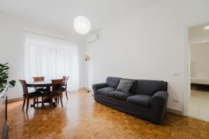Savorelli 2 Bedroom - Private Parking - a 10 minuti dalle metro A