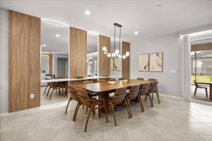 8 BD 6 BA Windsor Cay 15914 CC