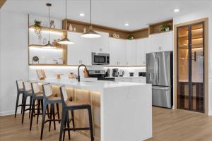 9 Bedrooms 5 Bathrooms Champions Gate 9037 ST