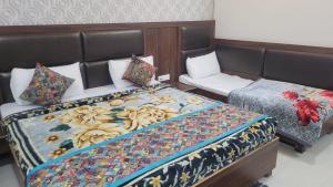 Hotel Akash Inn
