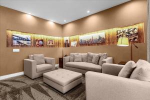 3 Bedrooms 3.5 Bathrooms Magic Village 7584 BD