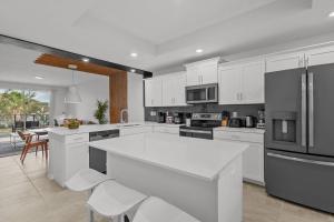 2 Bedroom 2 Bathroom Storey Lake 4751-205 CT