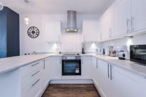 Spacious 3BR House near Etihad Stadium & Co-op Live - Free Parking