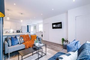 Spacious 3BR House near Etihad Stadium & Co-op Live - Free Parking