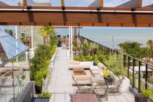 Jardins Almares #325 - Cabo Branco by Carpediem