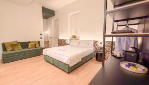 ARIA Collection Bari