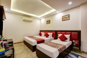 Hotel Leenka international near by igi airport Delhi