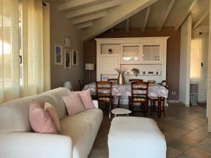 Lake Garda infinity pool 2 bedrooms fantastic lake view