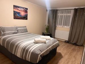 Great family and group getaway in Harlow
