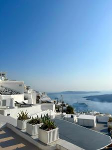 Spiti Barbara - Cave House with Caldera View & Jacuzzi