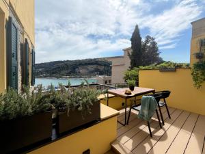 San Pietro Terrace by the Sea Portovenere - Luxury Seafront Apartment Overlooking San Pietro Church