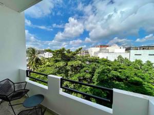 Paradise Apt steps 5thAv & Beach