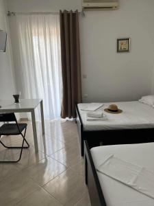 Meta apartment