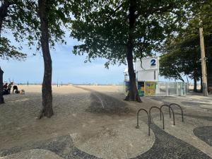 1min da Praia de Copacabana com Ar-condicionado