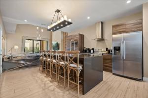 4 Bedrooms4.5 Baths Magic Village Views 7555BD