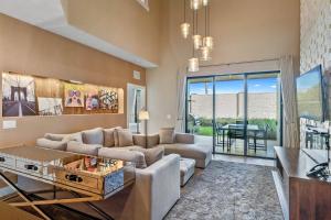 4 Bedrooms 45 Bathrooms Magic Village 7575 Bd