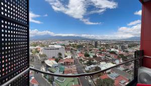 Escalante Vibrant, modern, and new apartment for 2 to 3 people