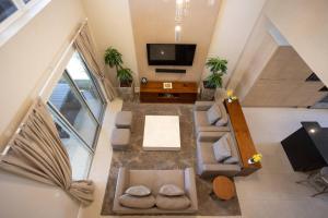 4 Bedroom 4.5 Bathroom Magic Village 3239 BA