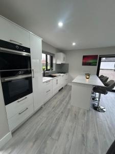 Corrib Waters Retreat, Moycullen