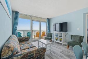 Panoramic Oceanfront 3BR: 9th Fl + On-Fl Parking - Apartment