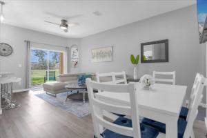 4 Bedrooms 3 Bathrooms Regal Palms 331 Ma