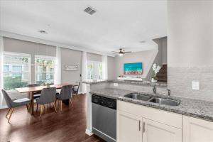 4 BD 3 BA Lucaya Village 13-108