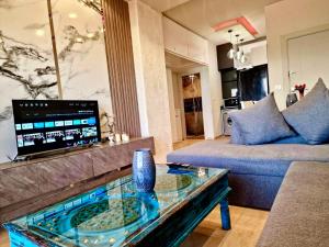 Stunning Seafront Chalet with Unobstructed Views