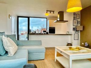 Sparkling Antwerp Penthouse near Hub