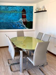 Sea-view Apartment Tudor-Balcony-Free Parking