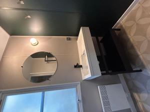 Mobil-home spacieux, accès handicapé, 6 pers. - API-1-52-2318
