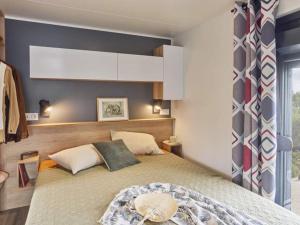 Mobil-home pour 2 pers. - API-1-52-2360