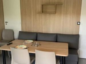 Mobil-home confortable - 6 pers. - API-1-52-2376