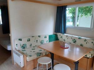 Mobil home, animaux OK - 4 pers. - API-1-52-2396