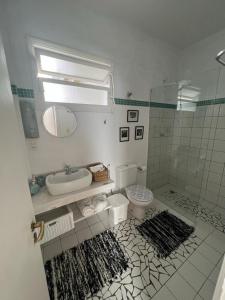 Casa pé na areia em Ilha Bela perto do mar