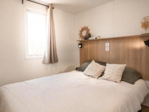 Mobil home, animaux OK - 5 pers. - API-1-52-2474