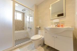 Suite Gia Đình Deluxe (Deluxe Family Suite)