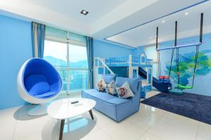Suite Gia Đình Deluxe (Deluxe Family Suite)
