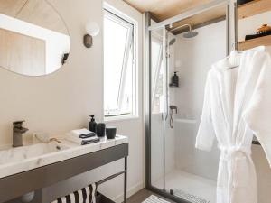 Bungalow clim et animaux acceptés - 4 pers. - API-1-52-2585