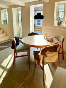 Townhouse From 1862 With Sunsets In Thorøhuse