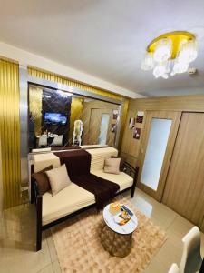 Velour Suites